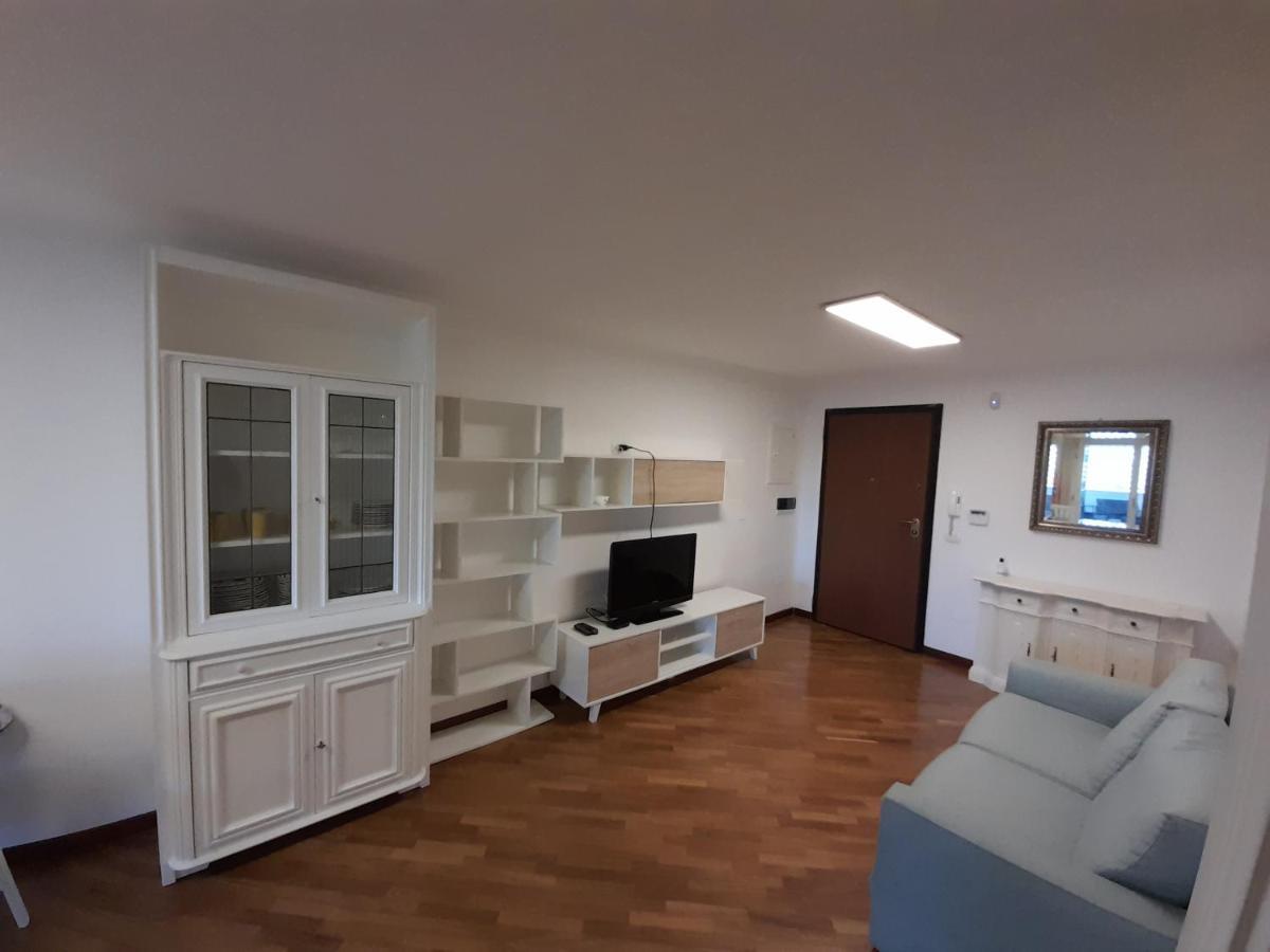 Dimora Emilia Apartment Lecce Exterior photo