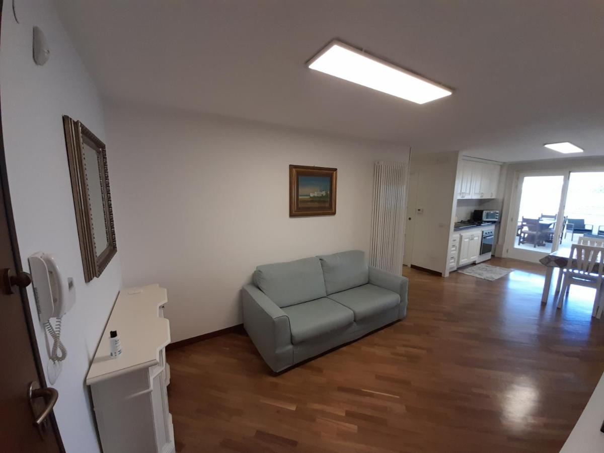 Dimora Emilia Apartment Lecce Exterior photo