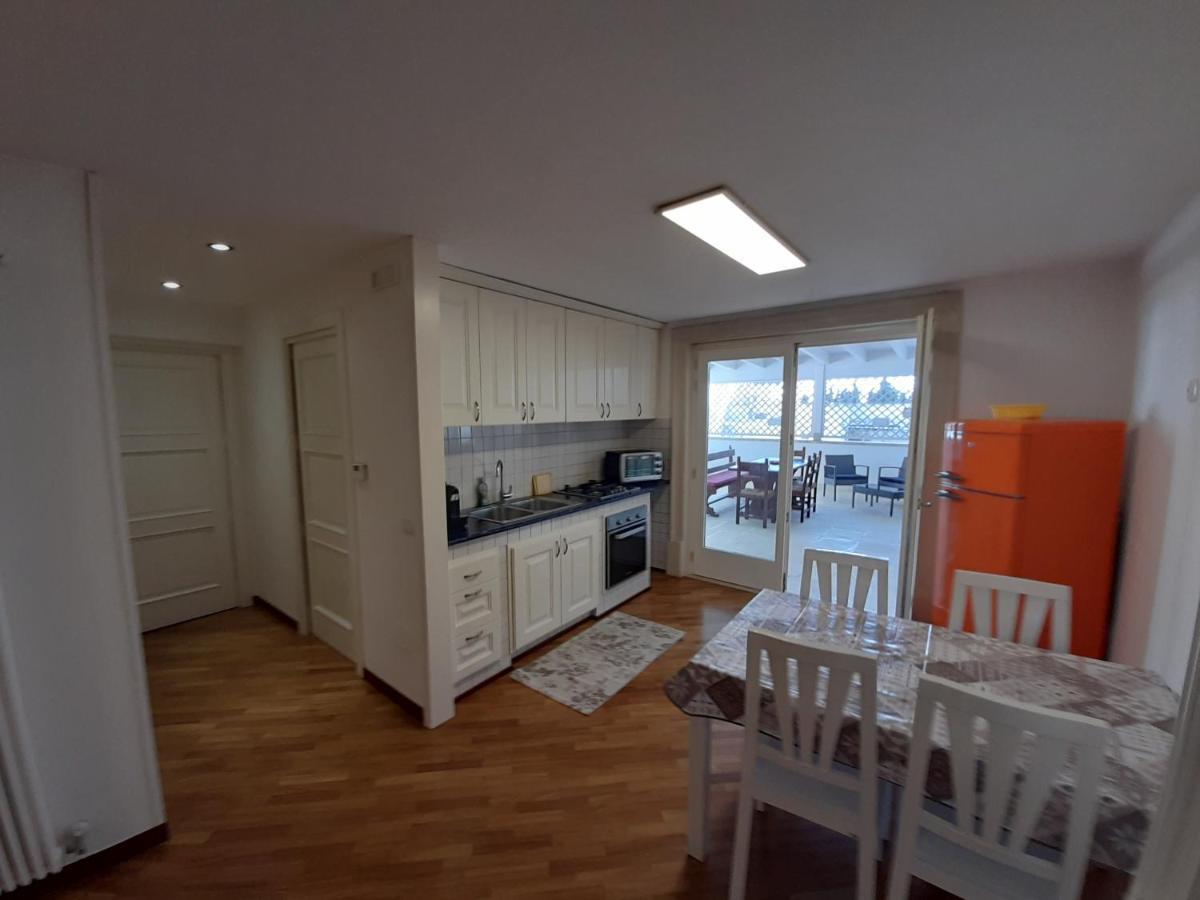 Dimora Emilia Apartment Lecce Exterior photo