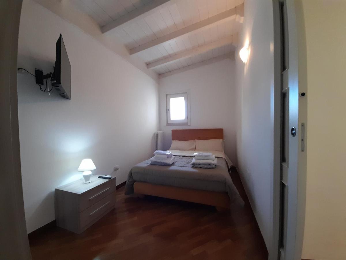 Dimora Emilia Apartment Lecce Exterior photo