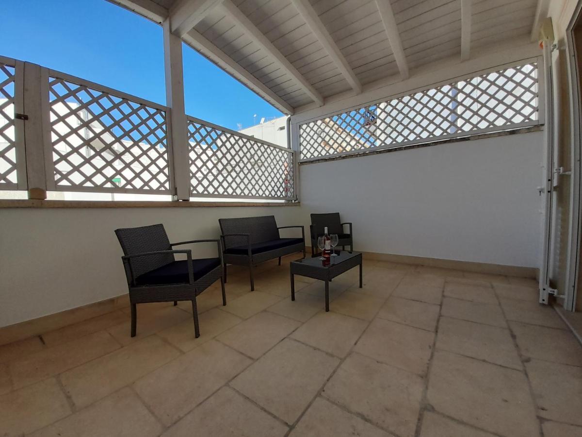 Dimora Emilia Apartment Lecce Exterior photo