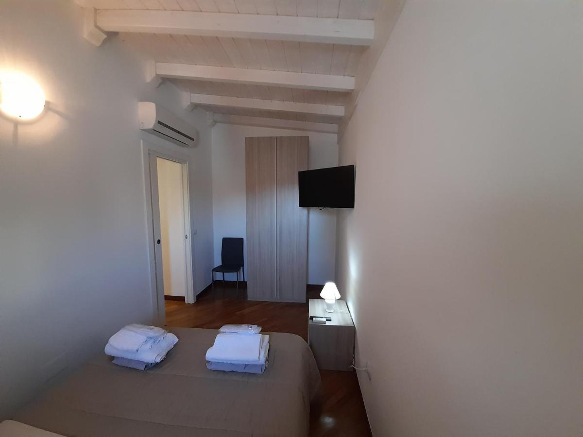 Dimora Emilia Apartment Lecce Exterior photo